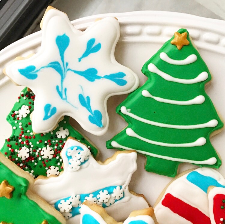 Iced Sugar Cookies (Cream Cheese Sugar Cookies & Quick-Dry Royal Icing)