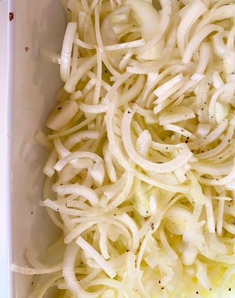 How to Caramelize Onions in the Oven​